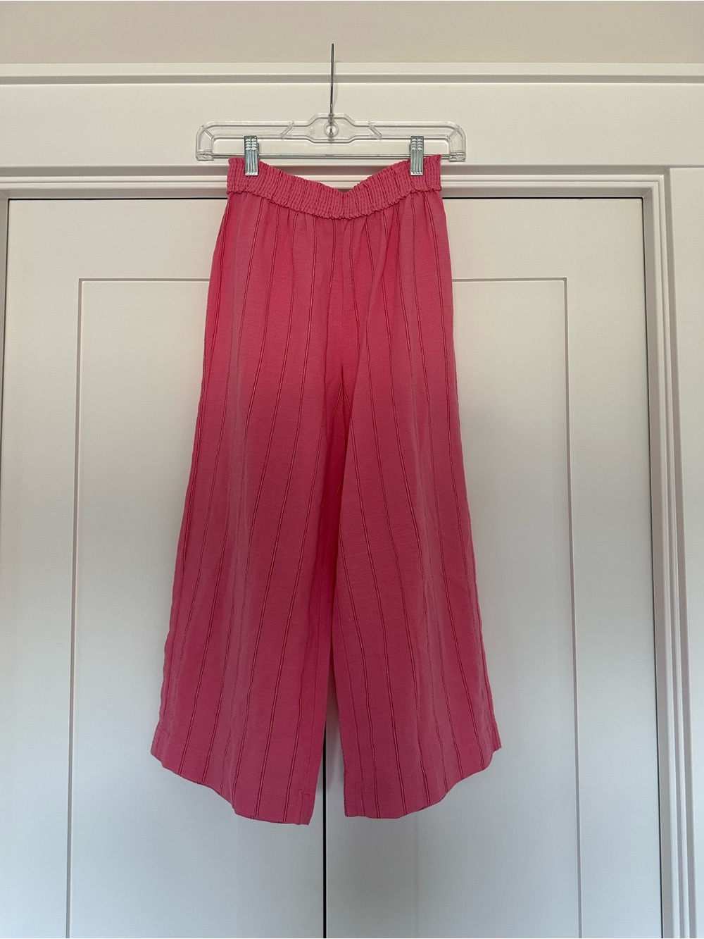 Wide-Leg Cropped Pink Pull-On Pants